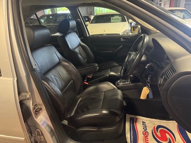 Used Volkswagen Bora 2005 for sale - 76376342: Photo 9