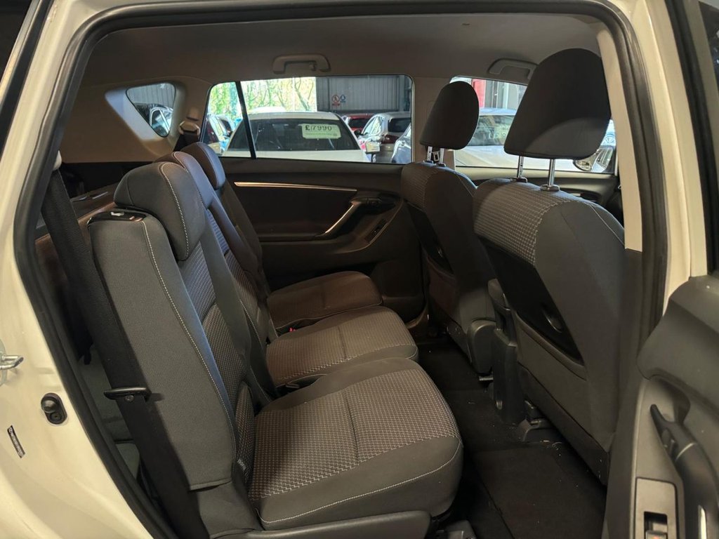 Used Toyota Verso 2015 for sale - 76605169: Photo 12