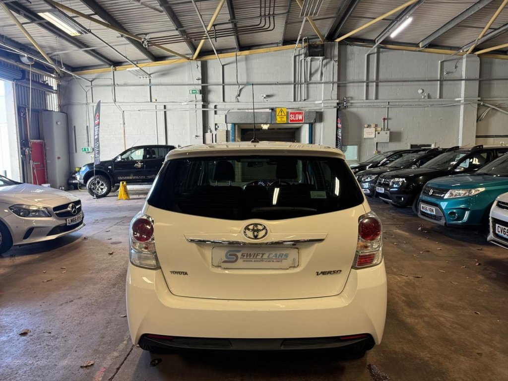 Used Toyota Verso 2015 for sale - 76605169: Photo 6