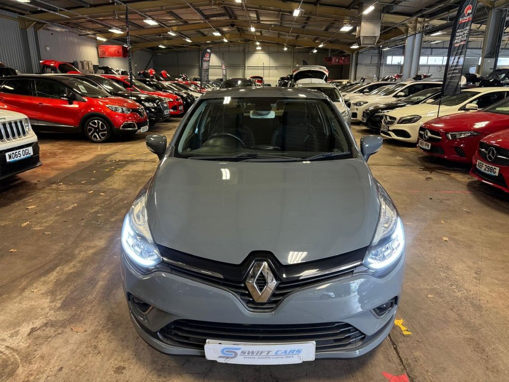 Used Renault Clio 2018 for sale - 78124476: Photo 2