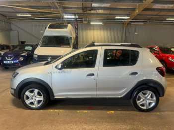 Used Dacia Sandero Stepway 2015 for sale - 74765551: Photo