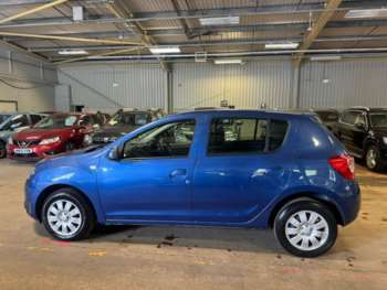 Used Dacia Sandero 2013 for sale - 74483356: Photo