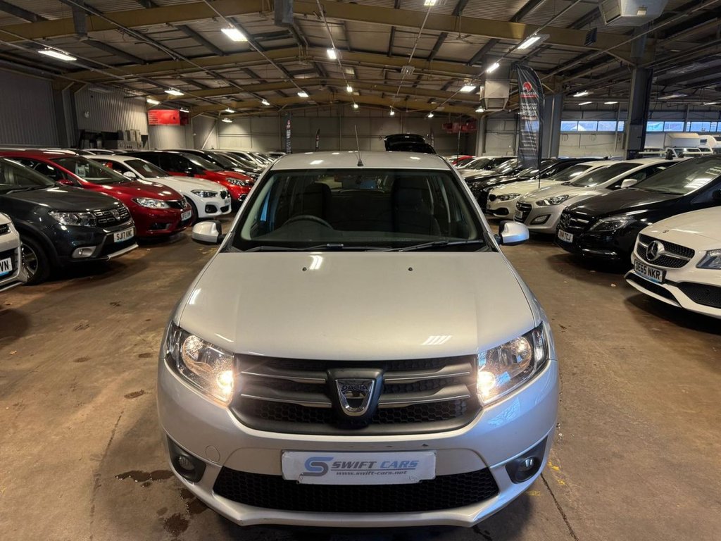 Used Dacia Sandero 2015 for sale - 76797751: Photo 2