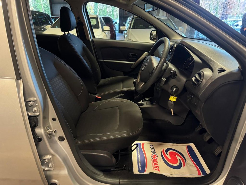 Used Dacia Sandero 2015 for sale - 76797751: Photo 8