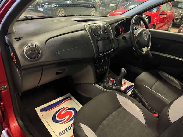 Used Dacia Sandero Stepway 2015 for sale - 72486148: Photo 15