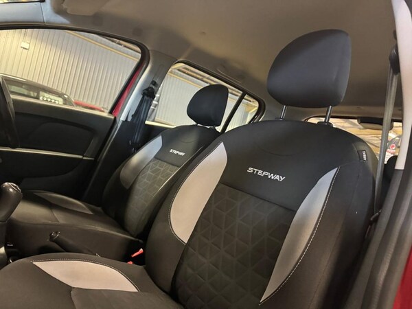 Used Dacia Sandero Stepway 2015 for sale - 72486148: Photo 16