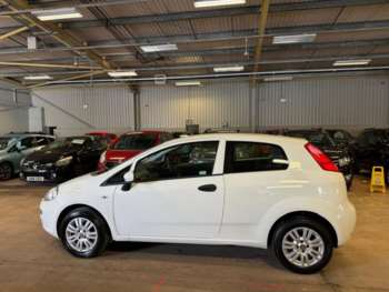 Used Fiat Punto 2015 for sale - 73854562: Photo