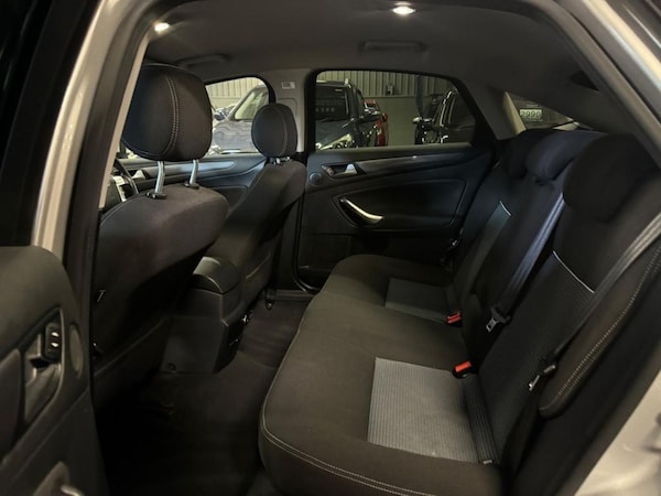 Used Ford Mondeo 2014 for sale - 75947571: Photo 11