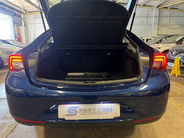 Used Vauxhall Insignia 2019 for sale - 75666361: Photo 12