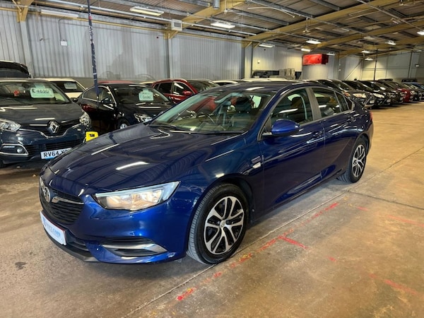 Used Vauxhall Insignia 2019 for sale - 75666361: Photo 3