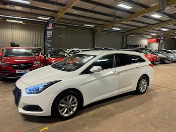 Used Hyundai i40 2015 for sale - 77111144: Photo