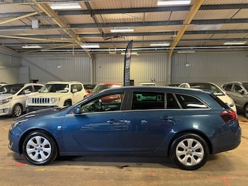 Used Vauxhall Insignia 2016 for sale - 77394776: Photo