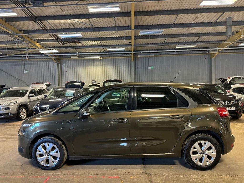 Used Citroen C4 Picasso 2014 for sale - 76454306: Photo 4