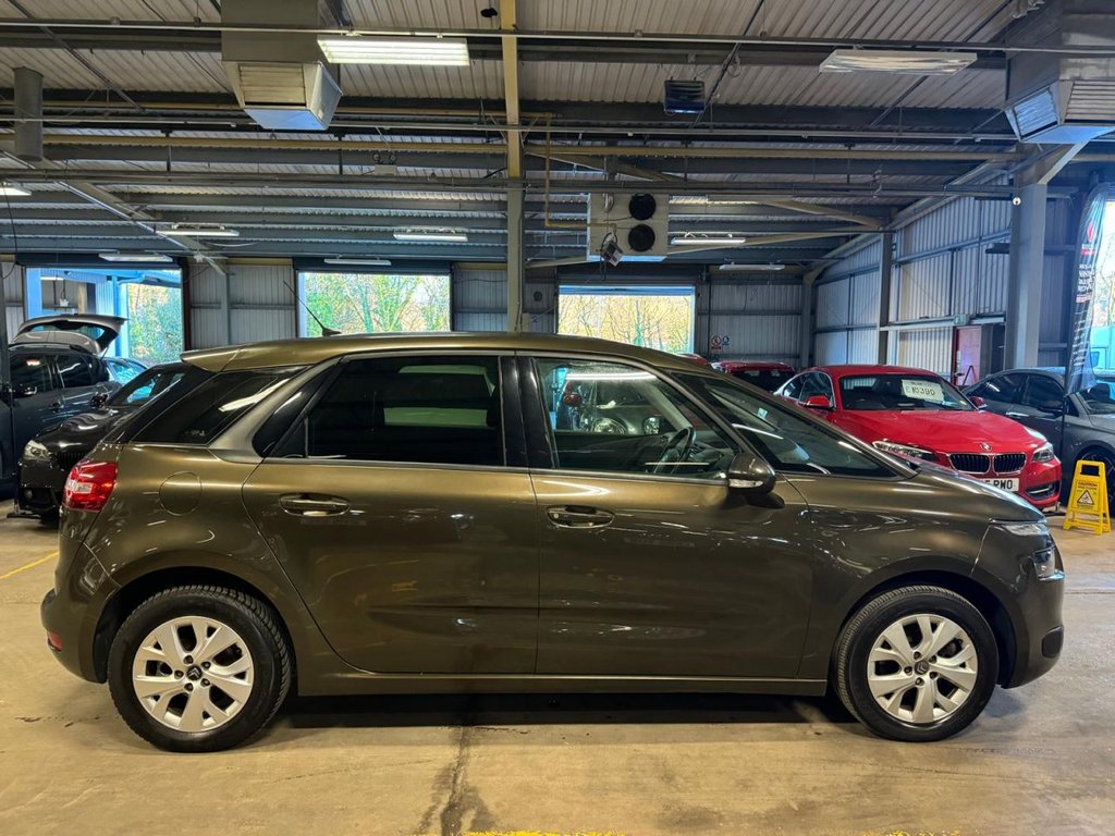 Used Citroen C4 Picasso 2014 for sale - 76454306: Photo 8