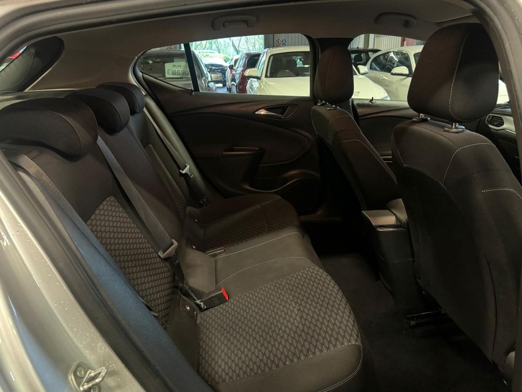 Used Vauxhall Astra 2017 for sale - 77976647: Photo 10