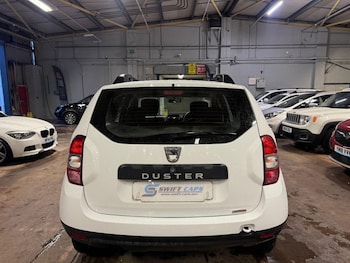 Used Dacia Duster 2017 for sale - 77452074: Photo