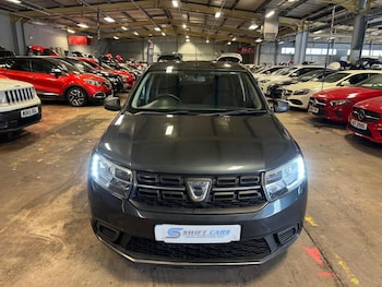 Used Dacia Sandero 2017 for sale - 78124611: Photo