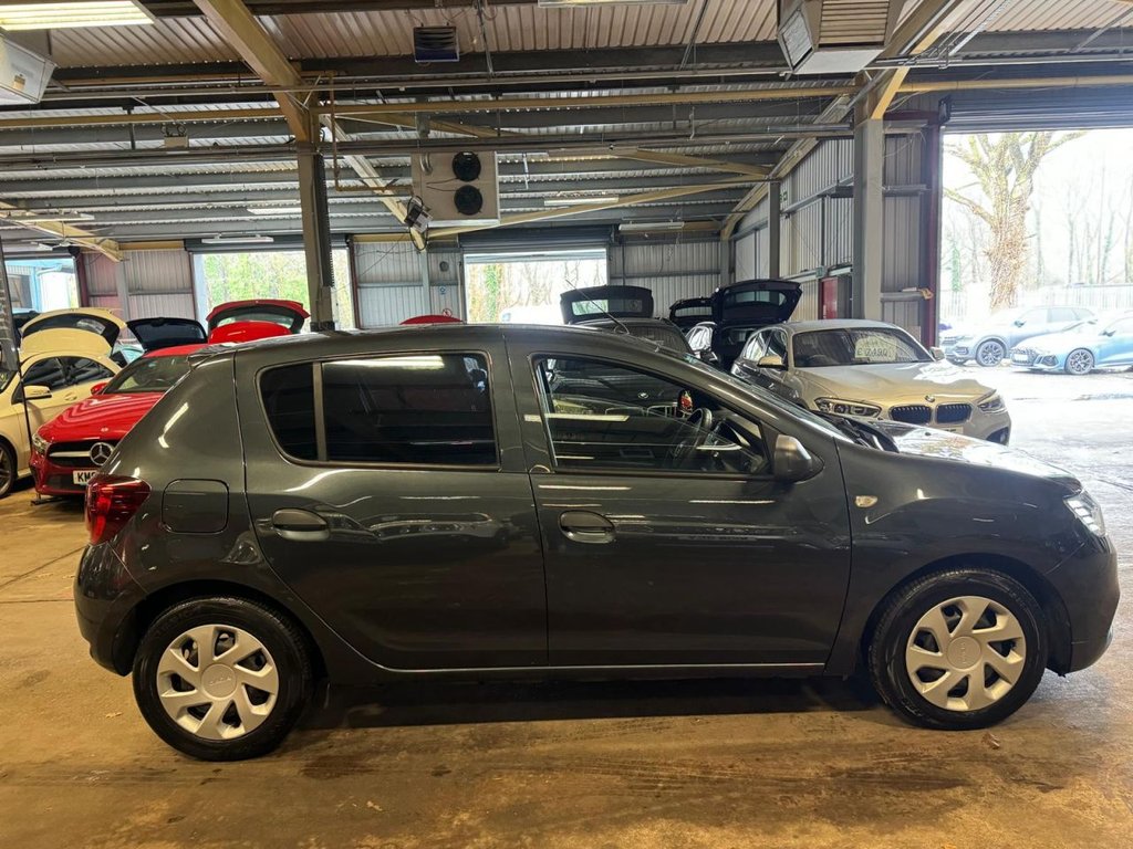 Used Dacia Sandero 2017 for sale - 78124611: Photo 8
