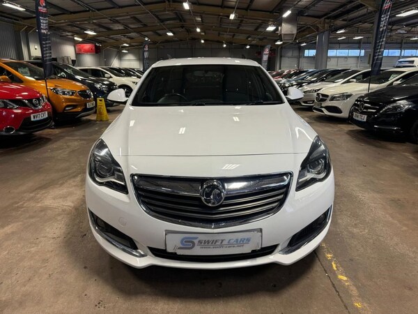 Used Vauxhall Insignia 2015 for sale - 76092593: Photo 2