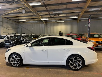 Used Vauxhall Insignia 2015 for sale - 76092593: Photo