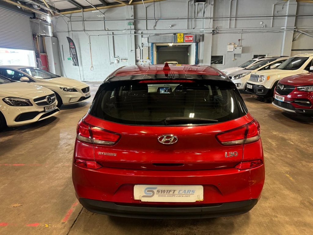 Used Hyundai i30 2017 for sale - 77981479: Photo 6