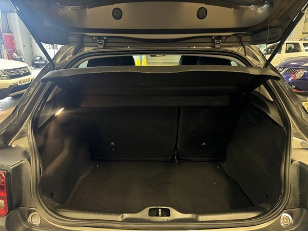 Used Citroen C4 Cactus 2017 for sale - 76250080: Photo 13