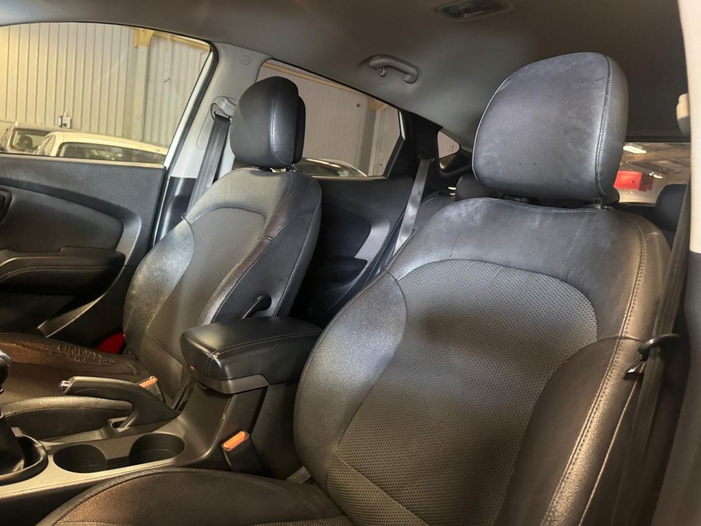 Used Hyundai Ix35 2015 for sale - 76570132: Photo 16