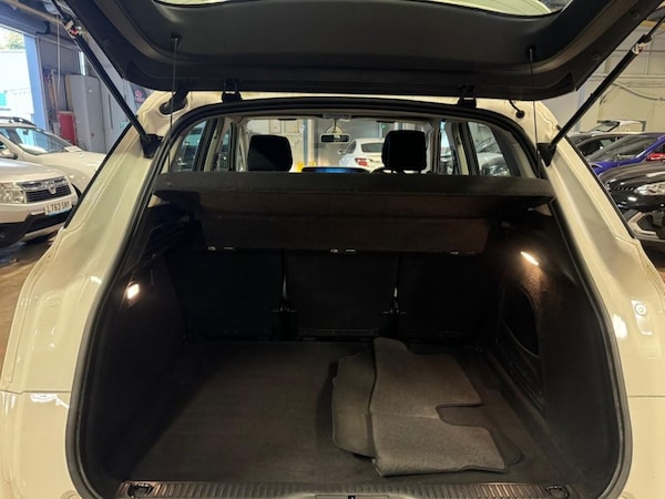 Used Citroen C4 Picasso 2015 for sale - 76291994: Photo 12