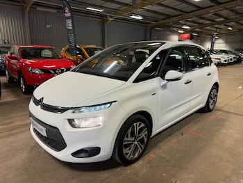 Used Citroen C4 Picasso 2015 for sale - 76291994: Photo