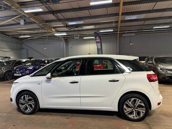 Used Citroen C4 Picasso 2015 for sale - 76291994: Photo 4