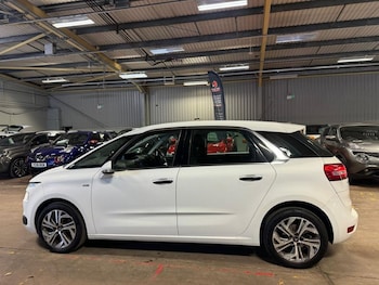 Used Citroen C4 Picasso 2015 for sale - 76291994: Photo