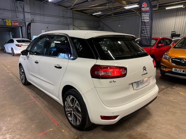 Used Citroen C4 Picasso 2015 for sale - 76291994: Photo 5