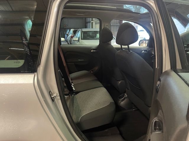 Used Citroen C3 Picasso 2016 for sale - 76724497: Photo 13