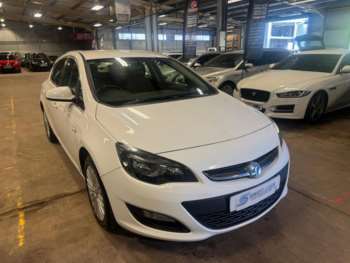2015 (15) - 1.4i 16V Excite 5dr