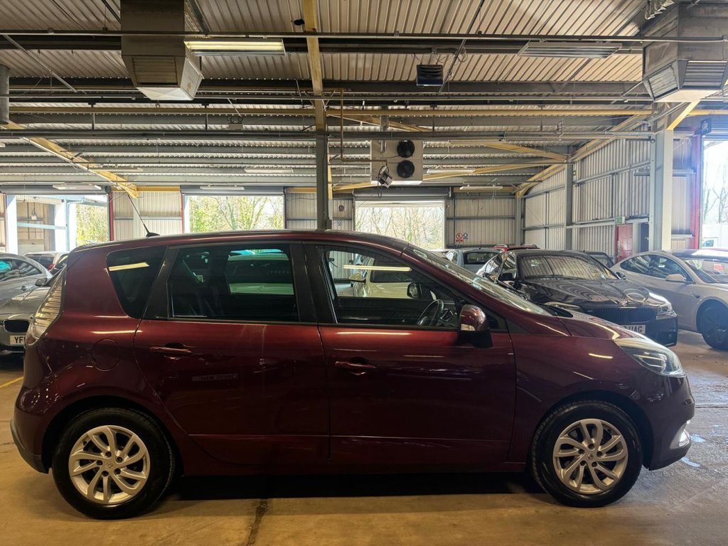 Used Renault Scenic 2012 for sale - 77042516: Photo 6