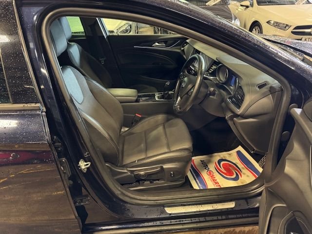 Used Vauxhall Insignia 2017 for sale - 76376173: Photo 10
