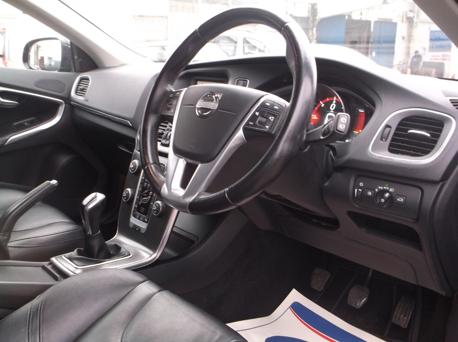 Used Volvo V40 2014 for sale - 77789126: Photo 13