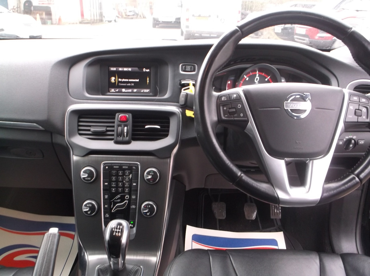 Used Volvo V40 2014 for sale - 77789126: Photo 15