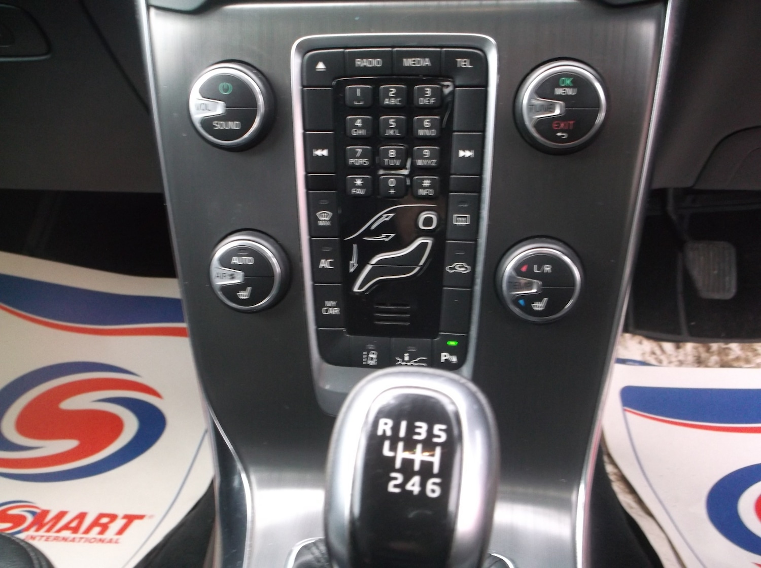 Used Volvo V40 2014 for sale - 77789126: Photo 19