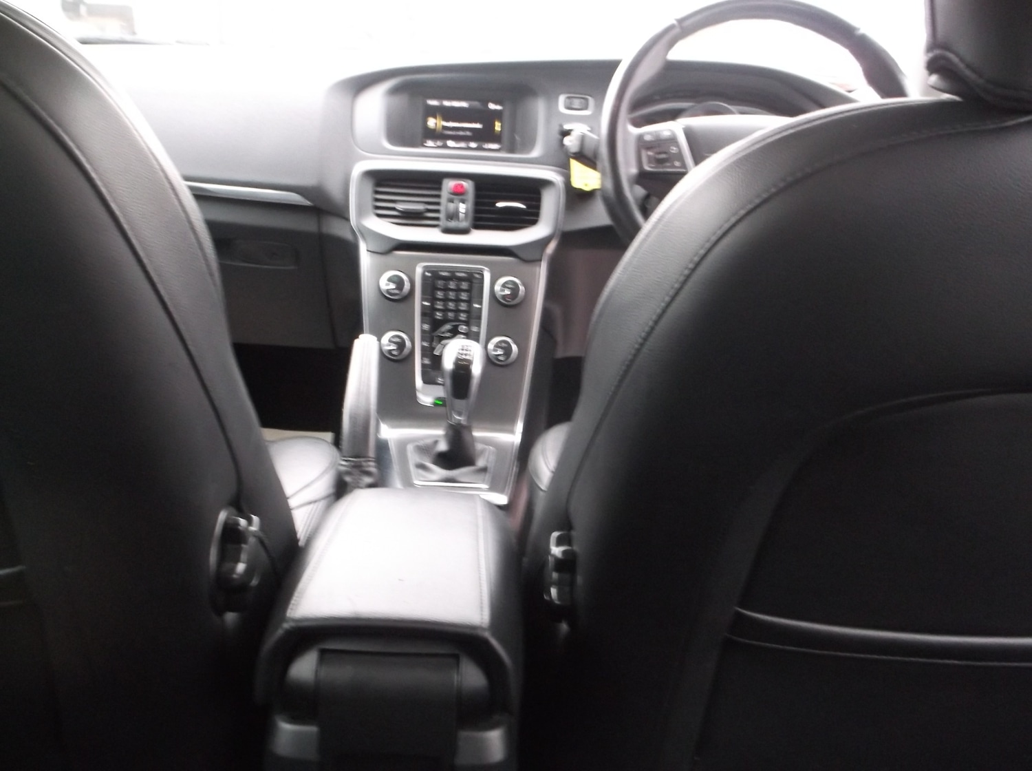 Used Volvo V40 2014 for sale - 77789126: Photo 20