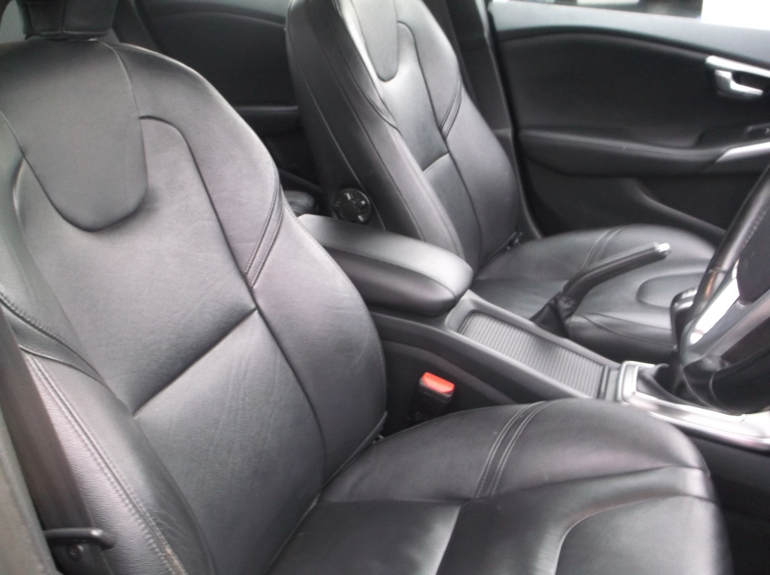 Used Volvo V40 2014 for sale - 77789126: Photo 22