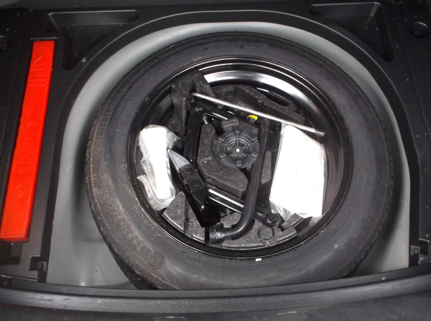 Used Volvo V40 2014 for sale - 77789126: Photo 43