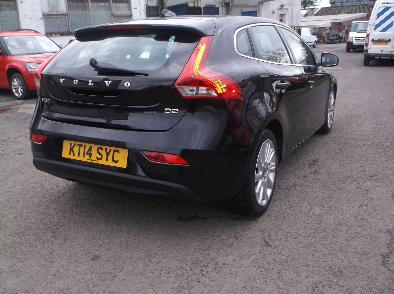 Used Volvo V40 2014 for sale - 77789126: Photo 9