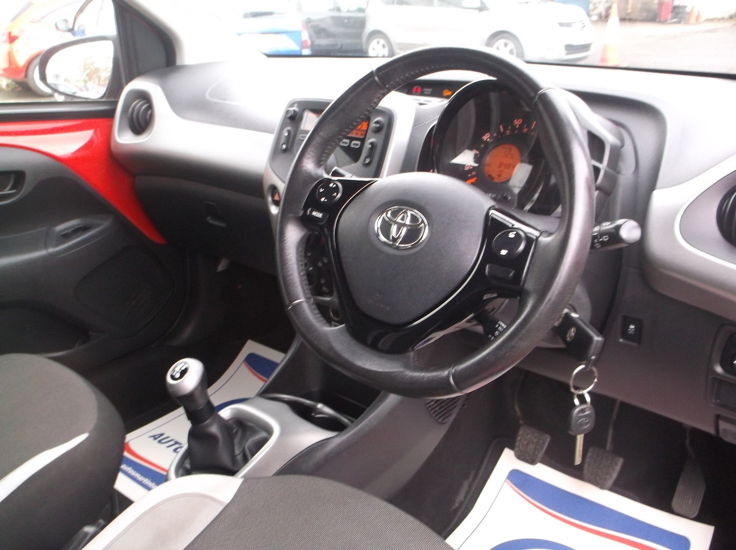 Used Toyota AYGO 2016 for sale - 77349929: Photo 14