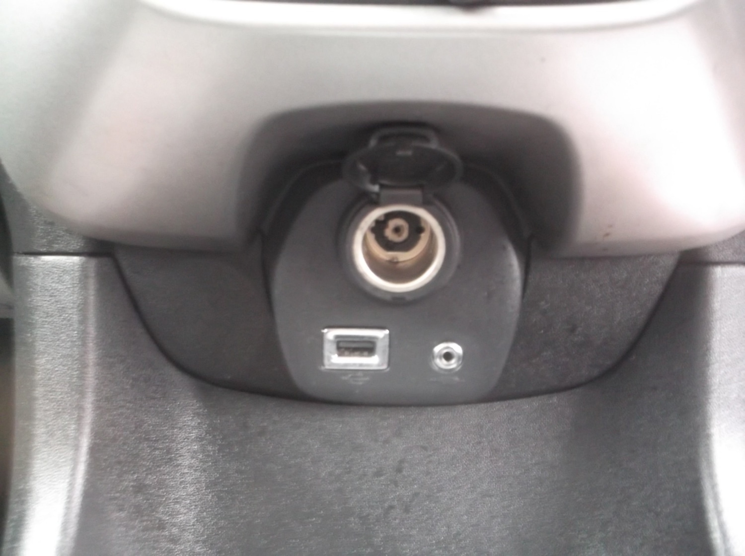 Used Toyota AYGO 2016 for sale - 77349929: Photo 20