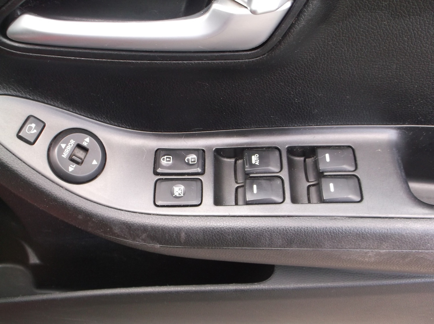 Vehicle 29