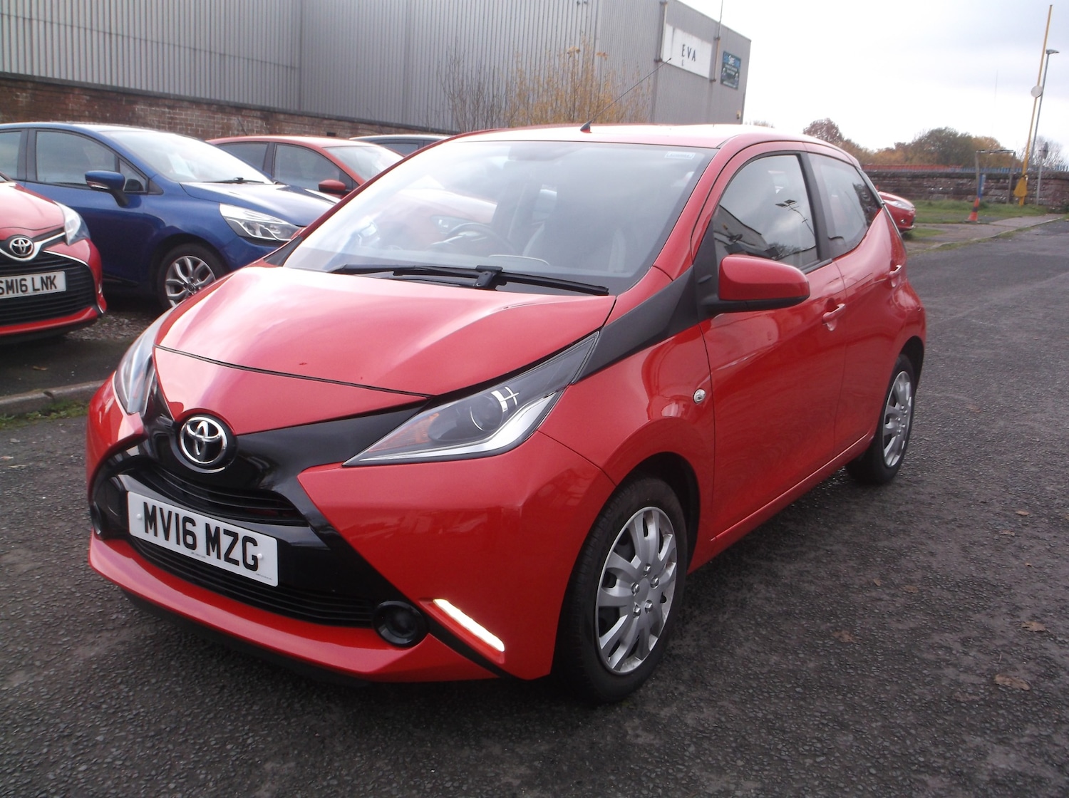 Used Toyota AYGO 2016 for sale - 76518011: Photo 4