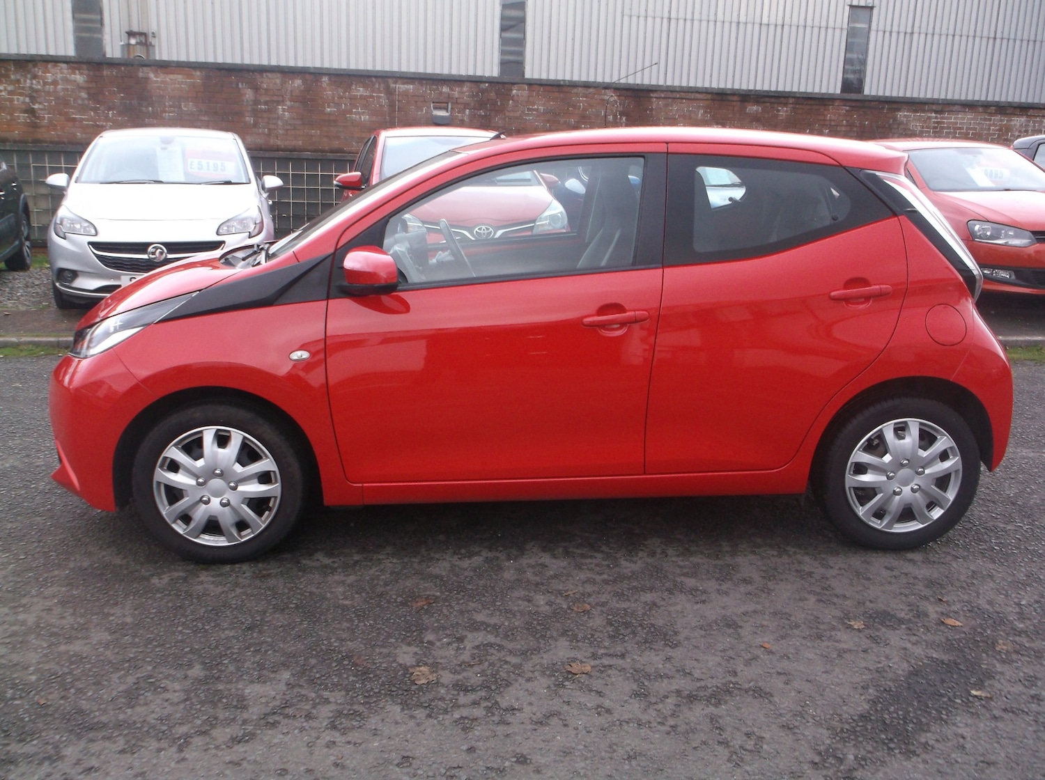 Used Toyota AYGO 2016 for sale - 76518011: Photo 6