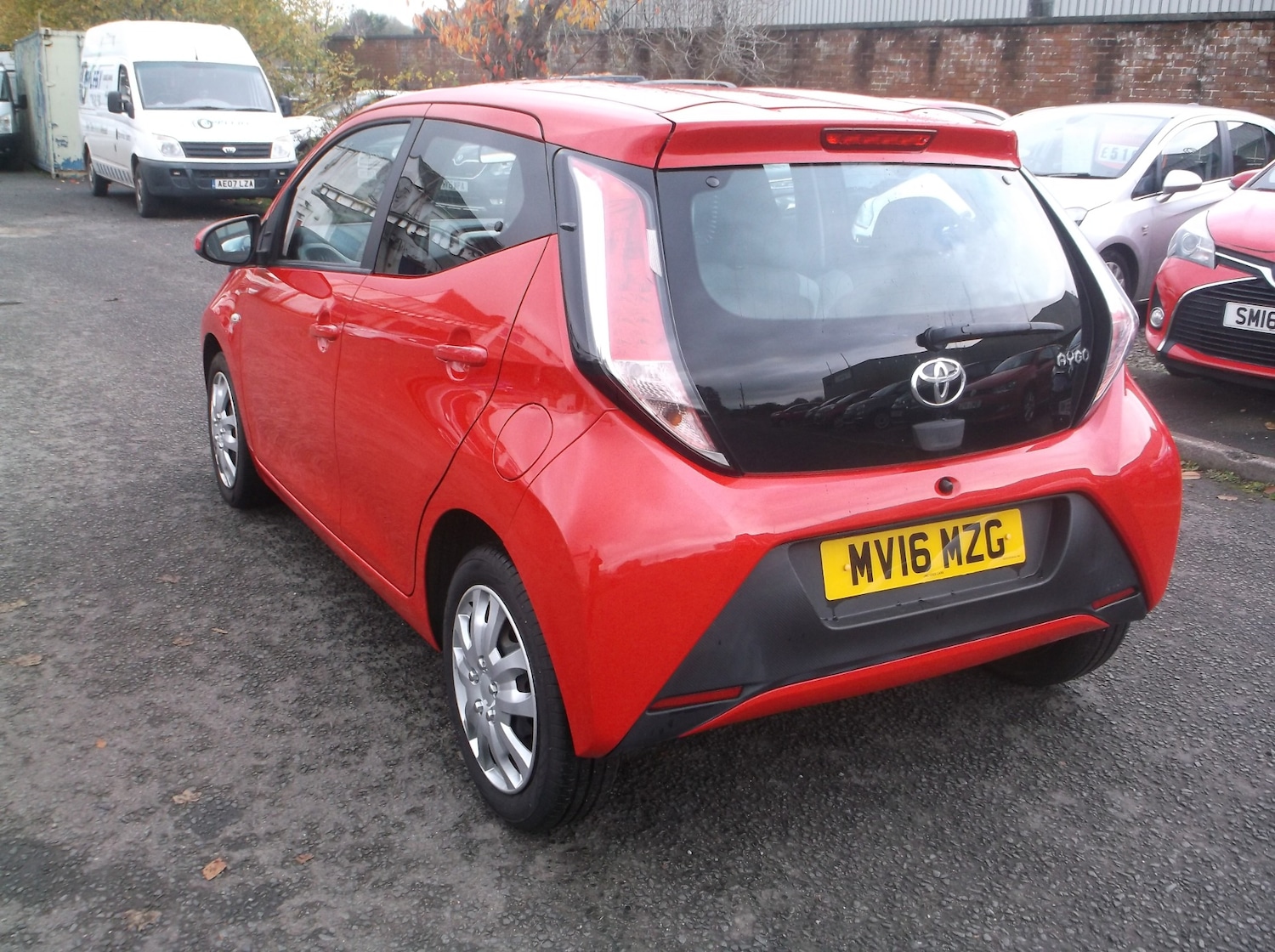 Used Toyota AYGO 2016 for sale - 76518011: Photo 8