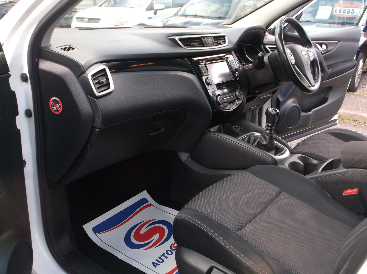 Used Nissan Qashqai 2015 for sale - 75829788: Photo 13